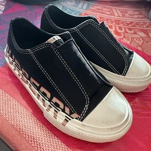 Burberry shoes for kids